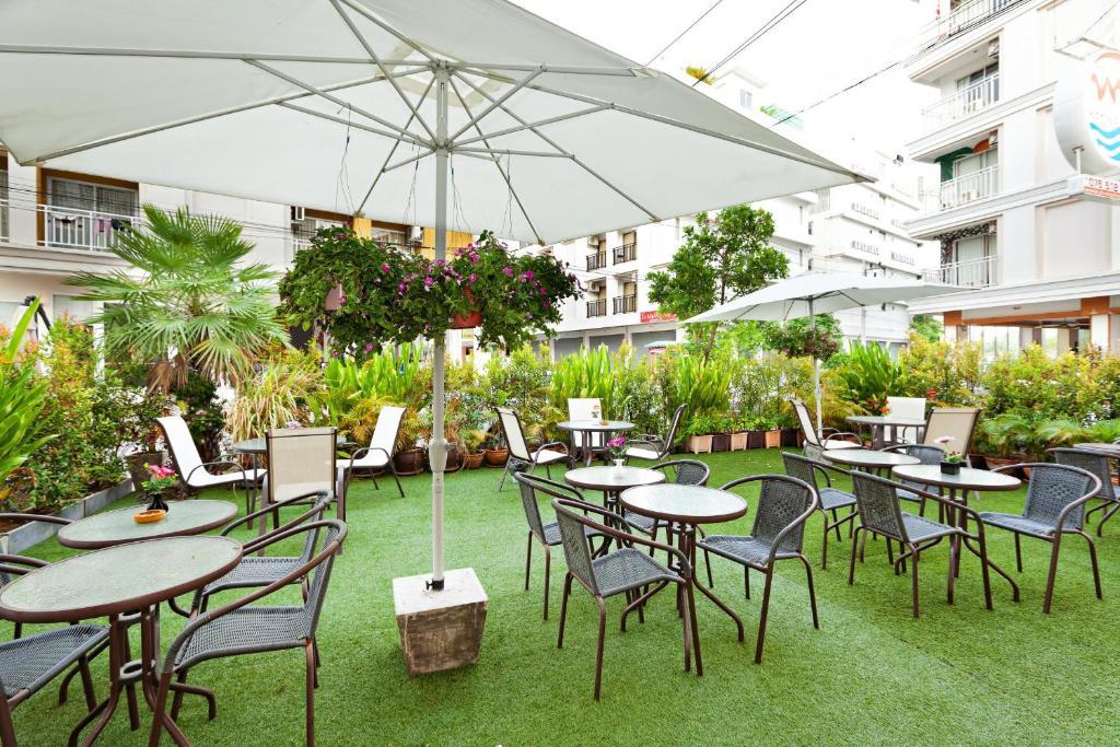 Garden Phuket Hotel Patong Esterno foto