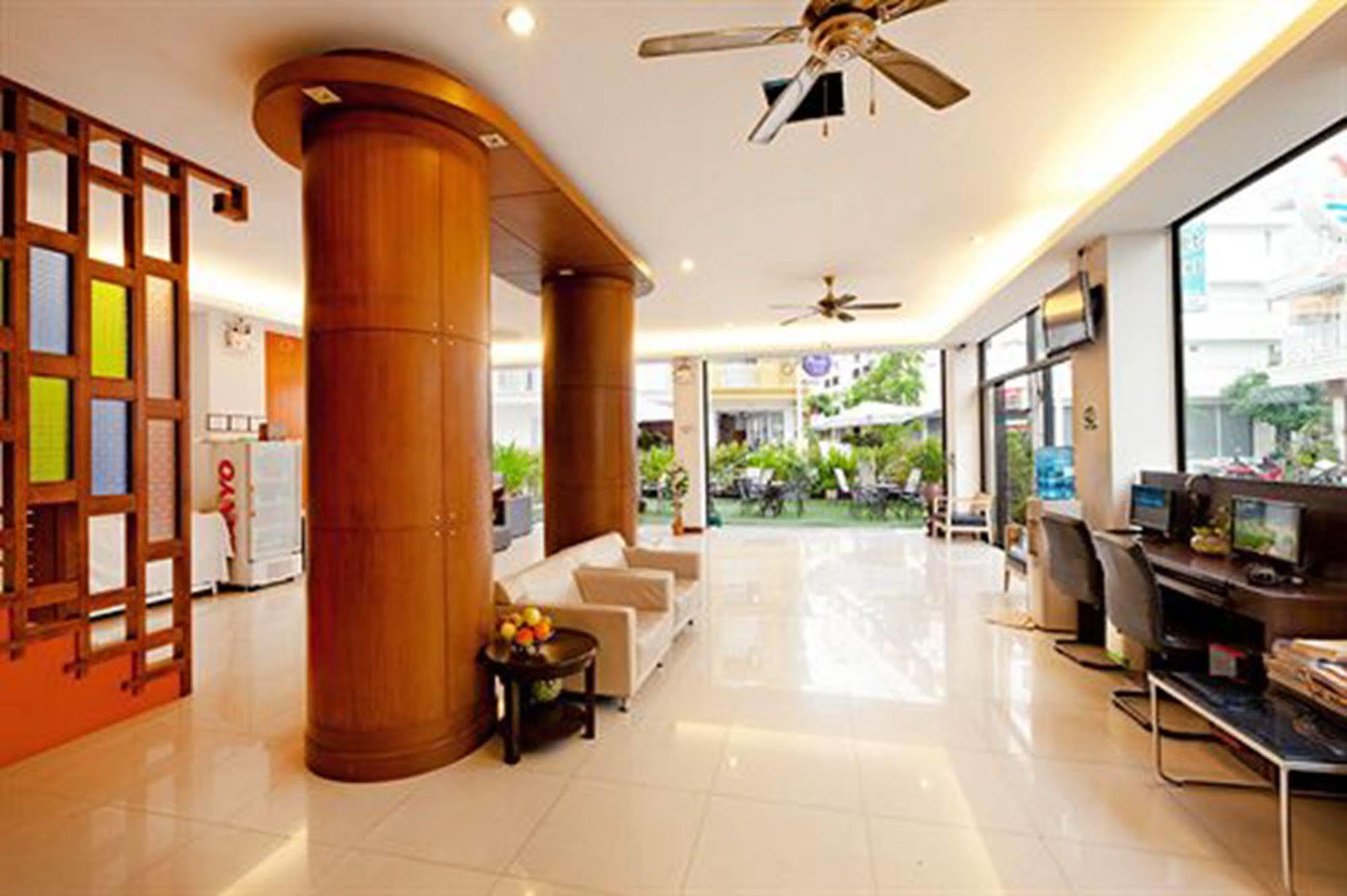 Garden Phuket Hotel Patong Esterno foto