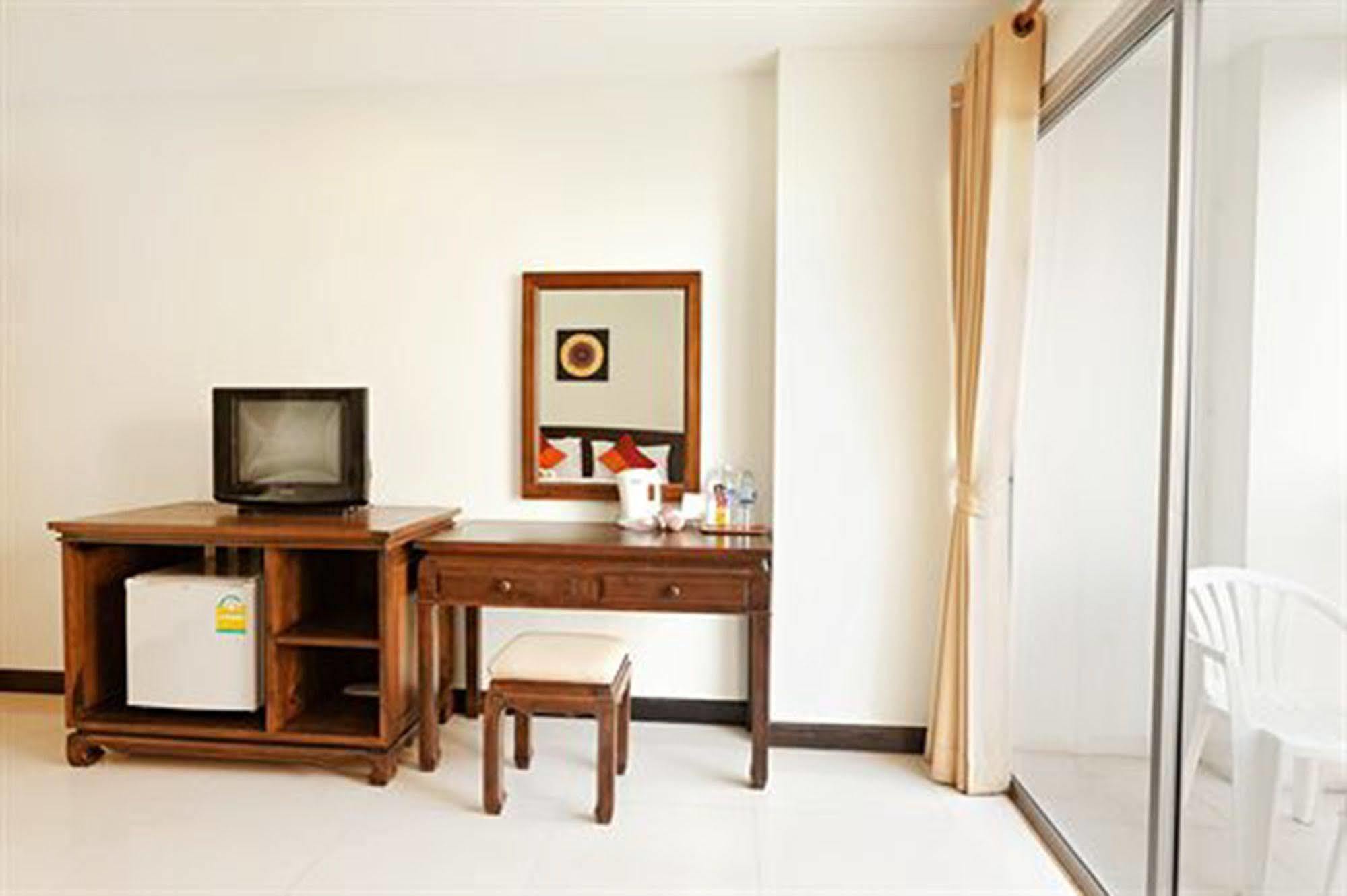 Garden Phuket Hotel Patong Esterno foto