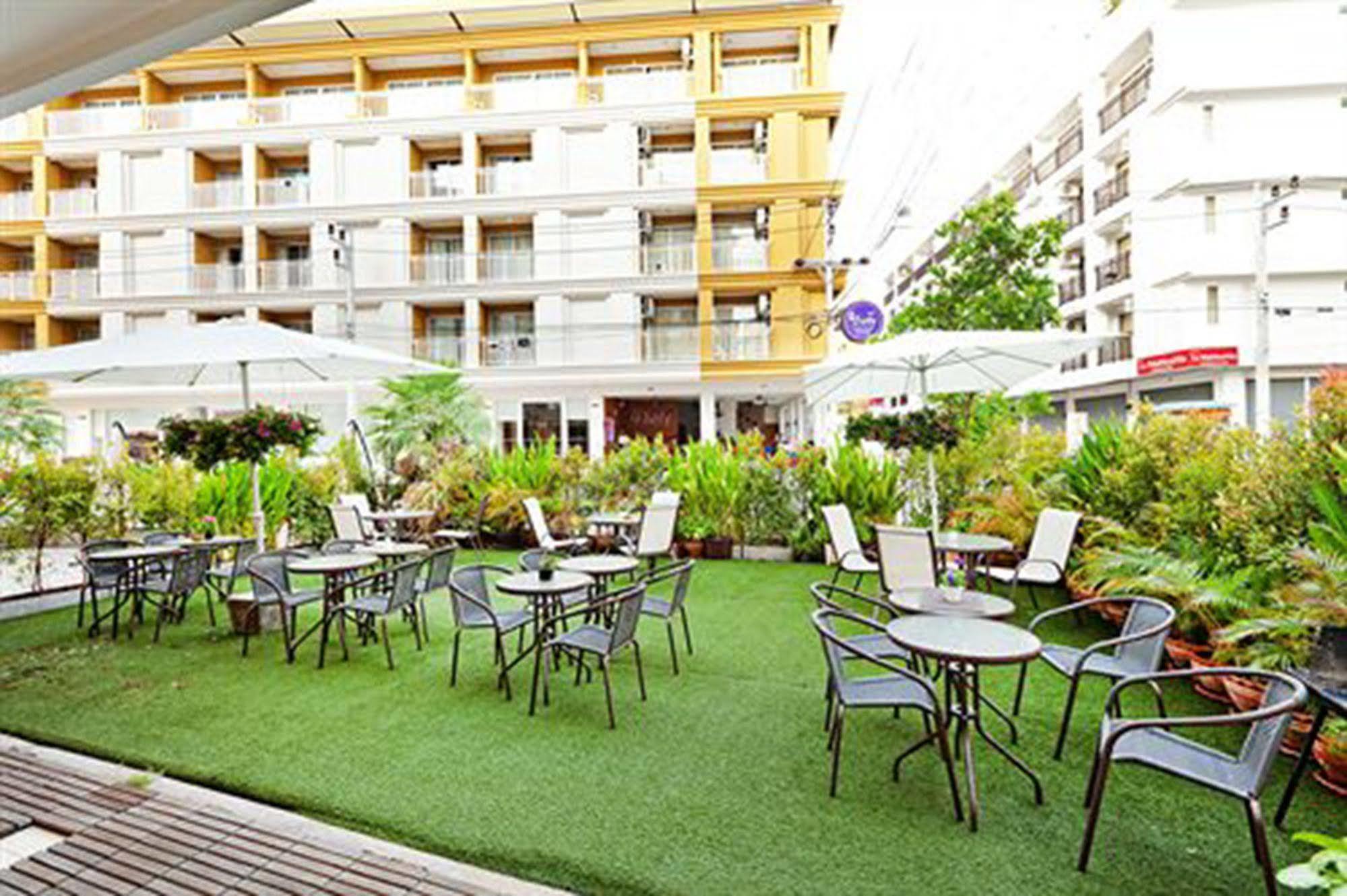 Garden Phuket Hotel Patong Esterno foto