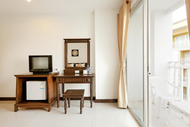 Garden Phuket Hotel Patong Esterno foto